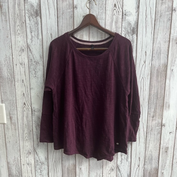 Calvin Klein Performance burgundy long sleeve top size large - Picture 1 of 5